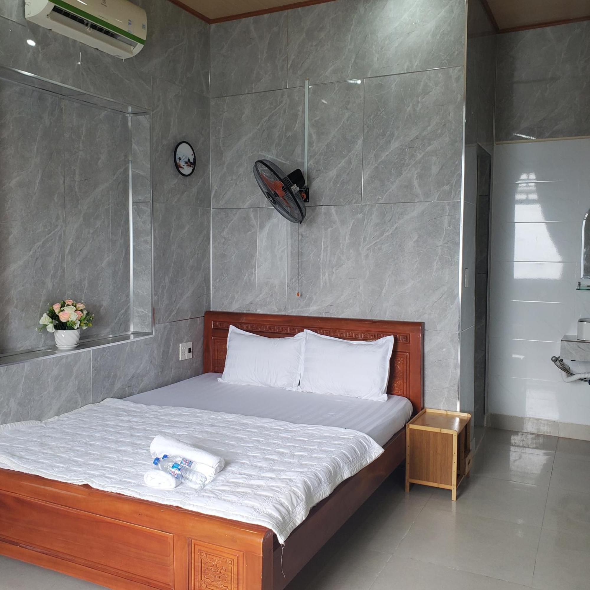 Tuan Thanh Homestay Tân Hiệ Eksteriør bilde