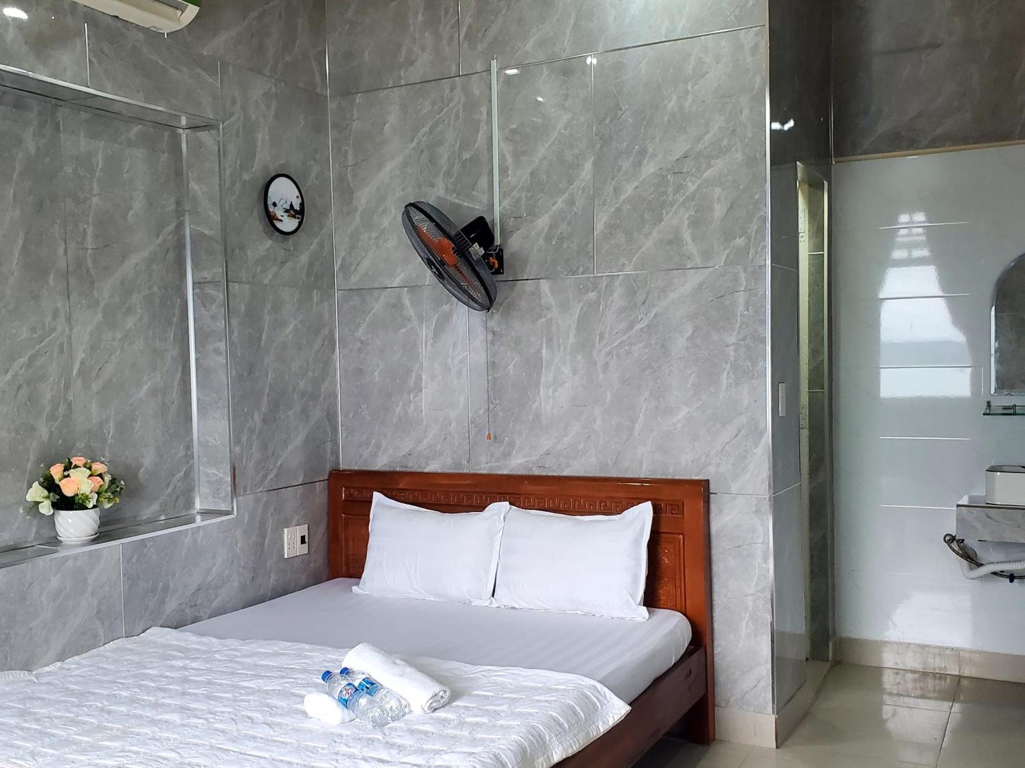 Tuan Thanh Homestay Tân Hiệ Eksteriør bilde